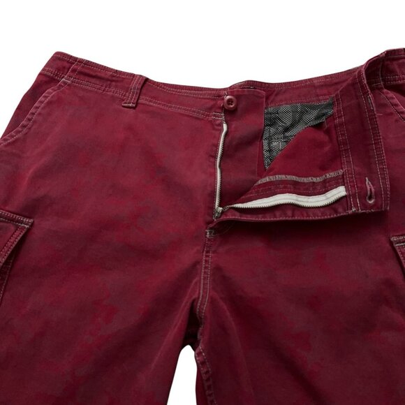 Nike Cargo Shorts Mens Size 38 SB Skateboard Camo Print Stretch Burgundy - Picture 3 of 6